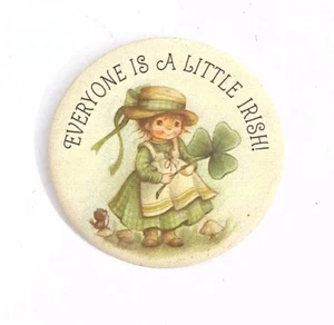 Vintage Hallmark Irish Button Pin Everyone Is A Little Irish Sammlerstück - Bild 1 von 4