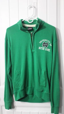 Pullover de manga larga con cremallera 1/4 verde University of Notre Dame para hombre Foto 1 de 4