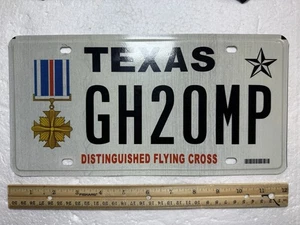Placa de licencia de Texas caducada - Cruz de vuelo distinguida - Imagen 1 de 11