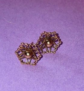 9ct gold stud earrings floral flower leaf nature vintage fill agree 375 - Picture 1 of 5
