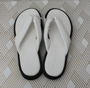 Old Navy Womens Thong Platform Sandals White Size 10 NWT - Picture 1 of 6