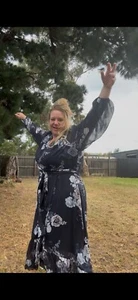 City Chic Plus Size XL Pretty Blue Floral Feminine Boho Plus Size Dress Long Slv - Picture 1 of 16