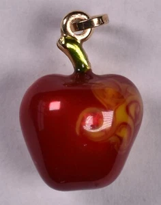 14kt Enamel Apple Charm Pendant - Picture 1 of 3