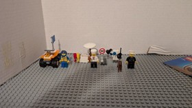 Lego City Mini-set Lot (5612, 7736, and 8398)