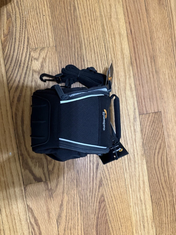 LowePro Adventura SH100R II (NOVO EM FOLHA) - Imagem 1 de 4