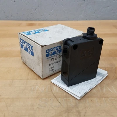 Sensor fotoeléctrico Optex BGS-V2000CP, 4 pines, 1/4" NPT, 10/30 VDC - NUEVO Foto 1 de 4