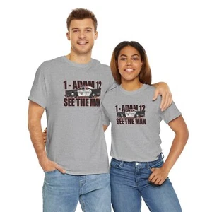 Adam 12 See The Man 1967 Plymouth Belvedere Baumwoll-T-Shirt 10 Farben - Bild 1 von 56