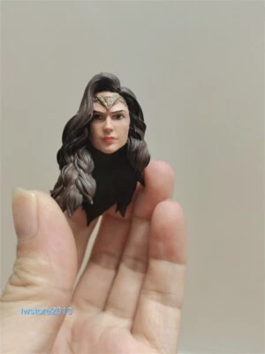 Cabeza esculpida de niña Wonder Woman 1:12 para figura de acción Macf de 6" juguetes corporales Foto 1 de 4