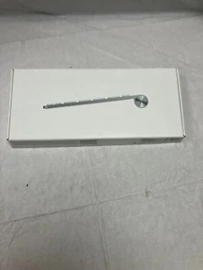 Apple A1314 Wireless Keyboard MC184LL/B  - VERY CLEAN  USED - Picture 1 of 8