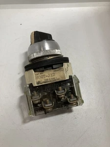 ALLEN BRADLEY 800T-J2A SELECTOR SWITCH 3 POSITION MAIN 1NO/1NC SERIES F - Picture 1 of 4