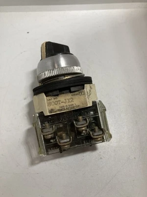 ALLEN BRADLEY 800T-J2A SELECTOR SWITCH 3 POSITION MAIN 1NO/1NC SERIES F - Image 1 of 4