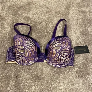 Frederick's of Hollywood Extreme Smoking Spitzen BH GRÖSSE 34DD - Bild 1 von 7