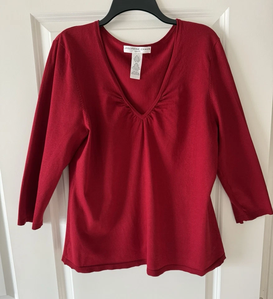 Suéter Chaus Jewel Rojo Mezcla Seda Elastizado Cuello en V Manga 3/4 Talla XL Foto 1 de 4