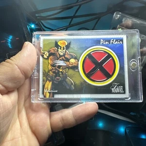 2023 Marvel Flair Wolverine PFM-20 Pin Flair Case Hit Insert 1:288 2024 SPM - Imagen 1 de 2