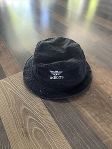 Black adidas Bucket Hat Embroidered Logo -Stains - Picture 1 of 11