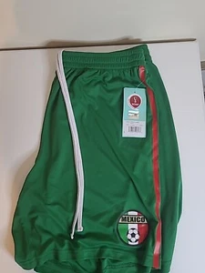Men's FIFA World Cup 2022 Mexico Shorts Size XL Green - Picture 1 of 5