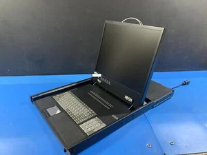 Tripp-Lite B040-016-19 NetController 16-VGA Port KVM Switch - Bild 1 von 6