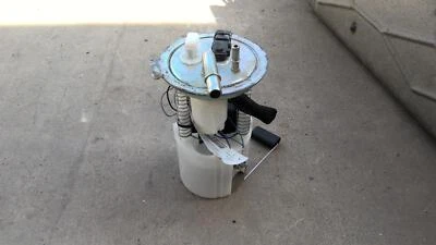 Used Fuel Pump fits: 2005 Gmc Envoy xl Pump Assembly Grade A - Image 1 of 4