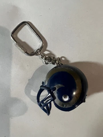 NFL St. Louis Rams Helmet Keychain New Old Stock FREE SHIPPING Cover