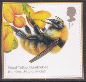 PM48 2015 Sg3743 Bumblebee 1st class stamp out of booklet - self adhesive - Picture 1 of 1