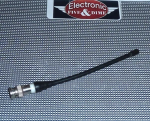 ANTENNE CAOUTCHOUC CANARD P 3 6 3/4 POUCES AVEC AMPHÉNOL 31-2-4051 BNC ATTACHÉE - Photo 1/1