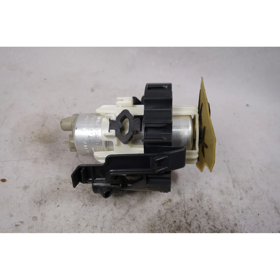 BMW E39 M5 2000-2003 tanque de combustible bomba de suministro de gasolina Pierburg OEM Foto 1 de 4