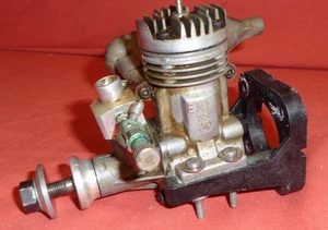 Enya SS30  SS 30  RC Model Aircraft Engine + Muffler & Mount - Picture 1 of 6