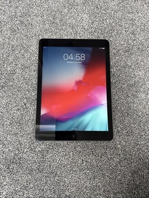 Apple iPad Air (1st Gen) - A1474 - 32GB - Space Grey - Hairline Crack (WiFi) - Image 1 of 4
