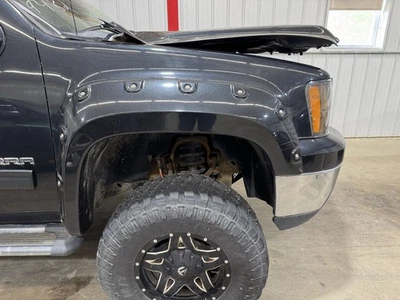 07-13 GMC SIERRA 1500 ПАССАЖИРСКОЕ ПРАВОЕ ПЕРЕДНЕЕ КРЫЛО КАРБОНОВАЯ ВСПЫШКА GAR - Изображение 1 из 4