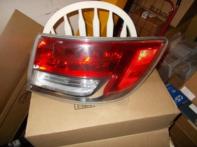 Mazda CX-9 CX9 2007 lado derecho del pasajero luz trasera LED Foto 1 de 2