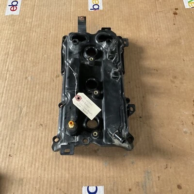 07-19 Infiniti G35 EX35 M35 VQ35HR 13264-JK20A Cubierta Válvula Derecha Foto 1 de 4