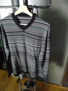 NAUTICA COTTON/VISCOSE/COTTON BLEND STRIPED NAVY/GRAY MAN SWEATER SIZE LARGE NEW - Picture 1 of 3