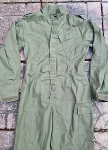 Genuine BRITISH ARMY OLIVE MENS COVERALLS,BOILER SUIT,OVERALLS SIZES - Picture 1 of 10
