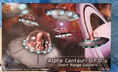Pegasus 1/32 Scale Alpha Centauri U.F.O.'s, Short Range Saucers Model - Image 1 of 2