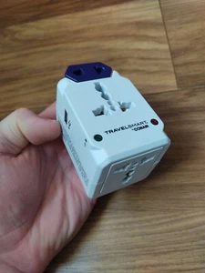 Travel Smart by Conair All-in-One Adapter USB Amerika Japan Australien Europa - Bild 1 von 11