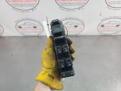 Interruptor de ventana de puerta principal del lado del conductor delantero izquierdo Hummer H2 2003-04 - OEM Foto 1 de 4