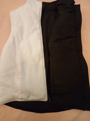 Marks &Spencer Ladies reversible quilted Gillet  Body Warmer size 12 olive cream - Image 1 of 4