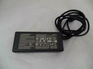 Powertron Alimentatore Adattatore AC 5V 6.5A 32.5W (PA1065-050T2B650) USATO - Foto 1 di 1