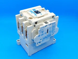 Cutler Hammer CE15HN3 Series B1 Power Contactor 110V Inc VAT - Picture 1 of 5