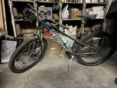 Bicicleta de montaña especializada 2020 (ISO 4210-2-M) Foto 1 de 4