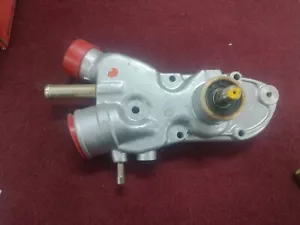 POMPA ACQUA PER FORD SIERRA 2.1 L DIESEL 1977 1982 PEUGEOT 504 2.1 5004976 - Picture 1 of 9