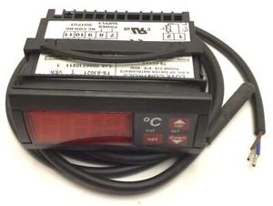 Interruptor de temperatura digital Love Controls TS-83021, salida: 8A SPDT, suministro: 230VAC - Imagen 1 de 4