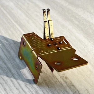 DUAL 1219 1229 Turntable RECORD PLAYER Parts - GROUNDING BRACKET Ground Block - Picture 1 of 4