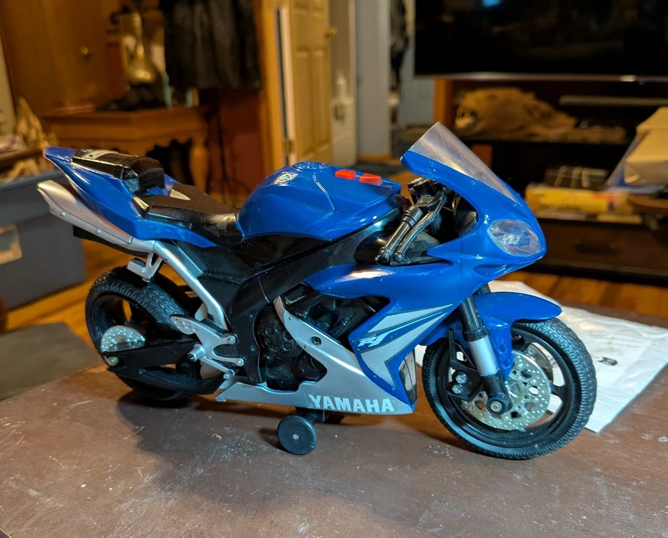 Yamaha YZF-R6 Motocicleta, Escala 1:18 Die Cast & Plastic Maisto Sport Bike. ¡Rara!! Foto 1 de 4