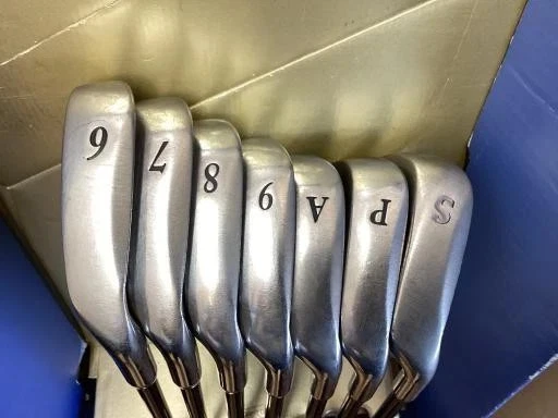 (XXIO) Iron Set 7 Pieces 2004 MP300 Right Handed F/S #39 Flex R Used From Japan - Image 1 of 4