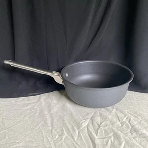 Calphalon 3 Qt 9” Saute Saucepan Non-stick 5114, No Lid - Picture 1 of 7