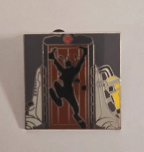 Disney Pin Goofy From The Monster's Inc Doors Series 2015 - Picture 1 of 3
