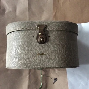Vintage Antler Large Oval Vanity Case Hat Box Weekend Travel Bag With Key. - Picture 1 of 12
