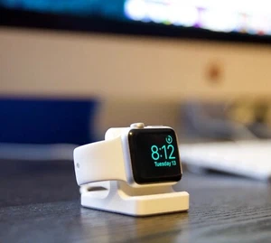 Soporte para Apple Watch estación de carga estación de acoplamiento soporte de carga diseño - Imagen 1 de 5