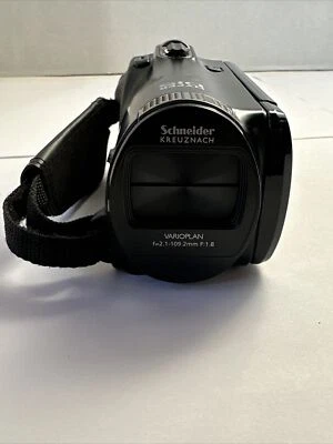 Samsung SMX-F50 Flash Media Camcorder Flash Memory Camcorder - Image 1 of 4